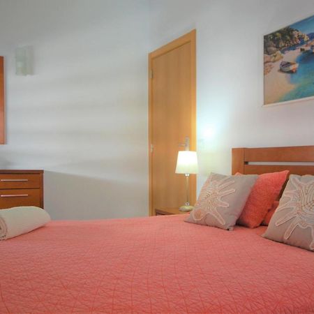 Vila Mar Praia - Free Wifi - 50 M From The Beach Armacao de Pera Exterior photo