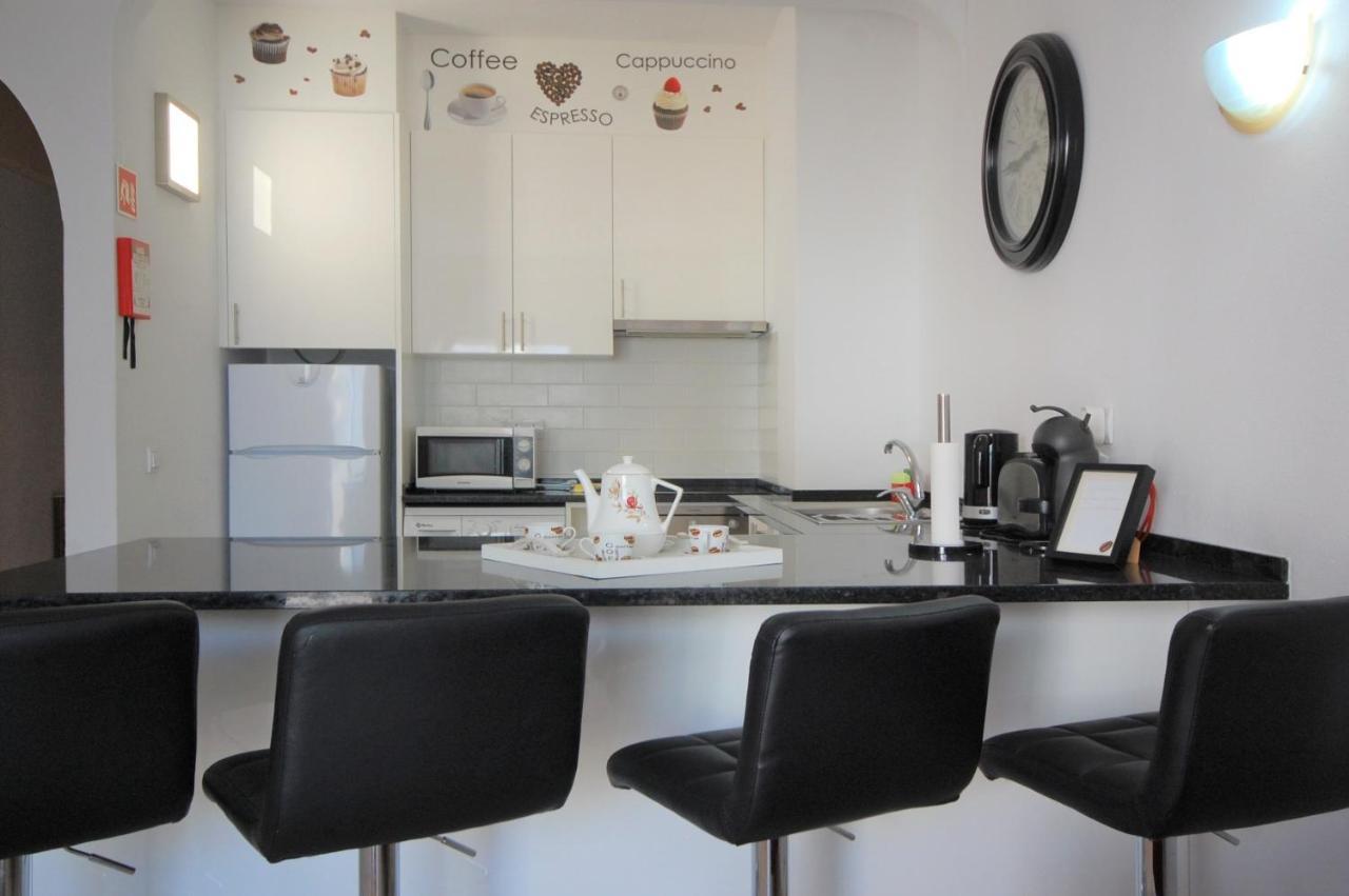 Vila Mar Praia - Free Wifi - 50 M From The Beach Armacao de Pera Exterior photo